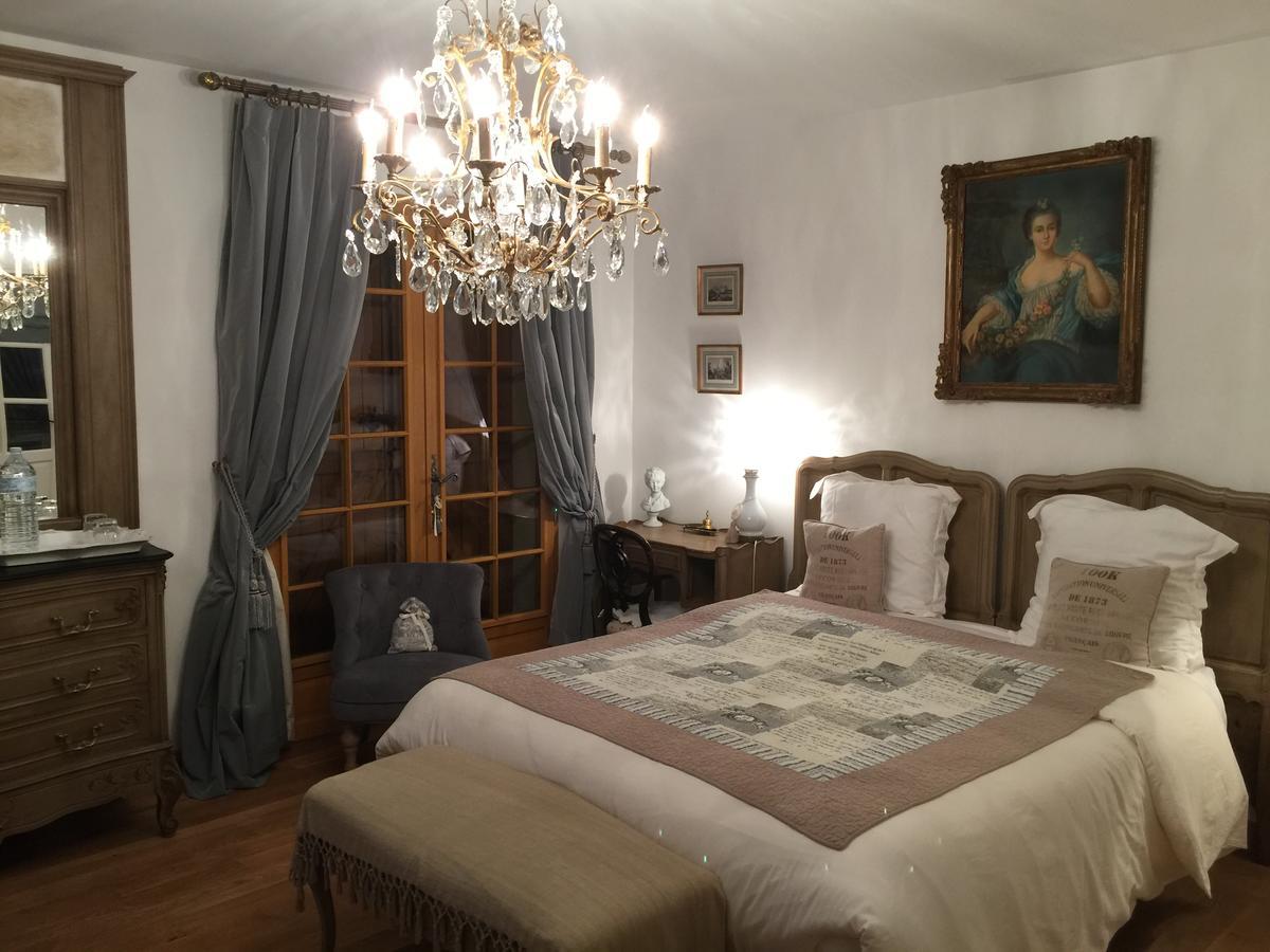 Les Premices De La Foret Bed & Breakfast *