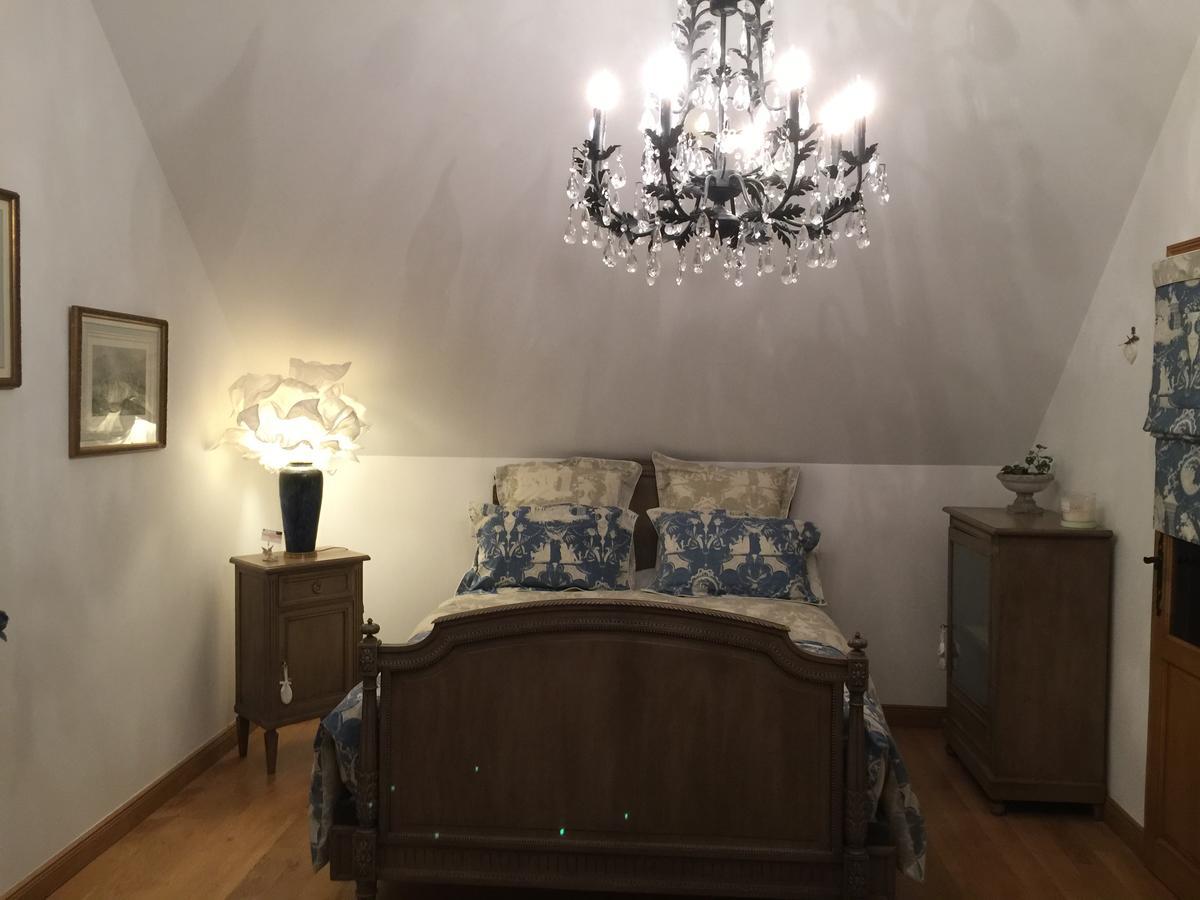 Les Premices De La Foret Bed & Breakfast